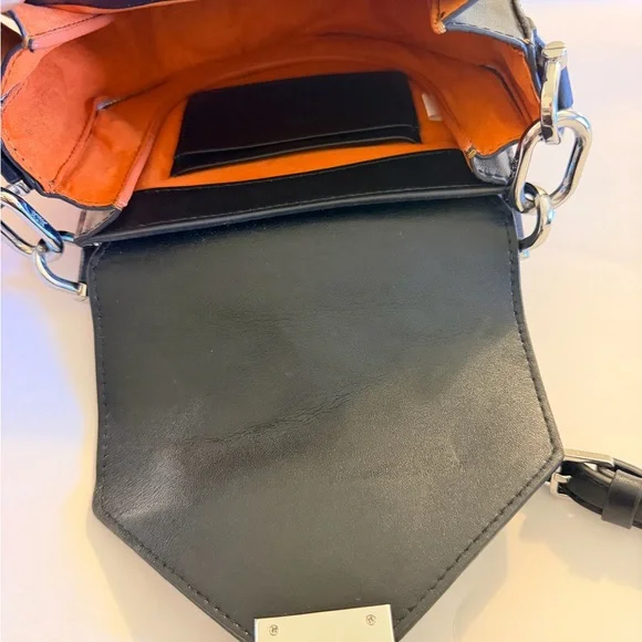 MCM Patricia shoulder bag in black Visetos monogram - Picture 14 of 15